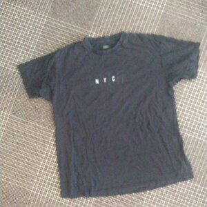 Kith tshirt size:xs